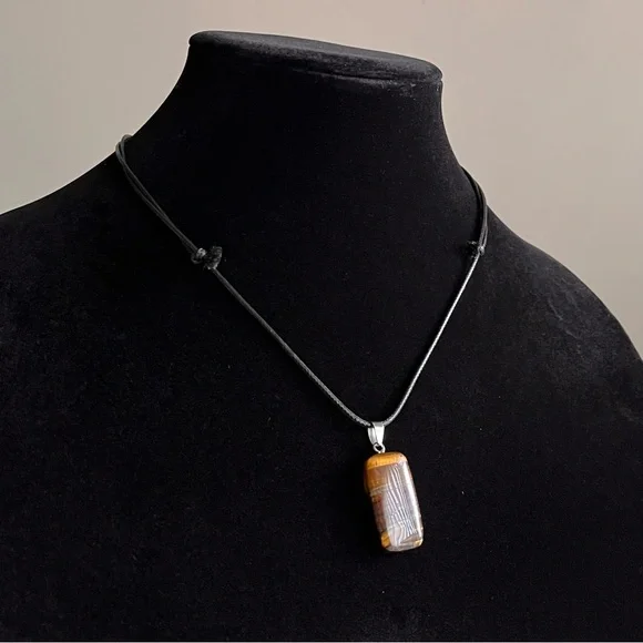 Tiger eye stone pendant adjustable cord necklace - Picture 3 of 8